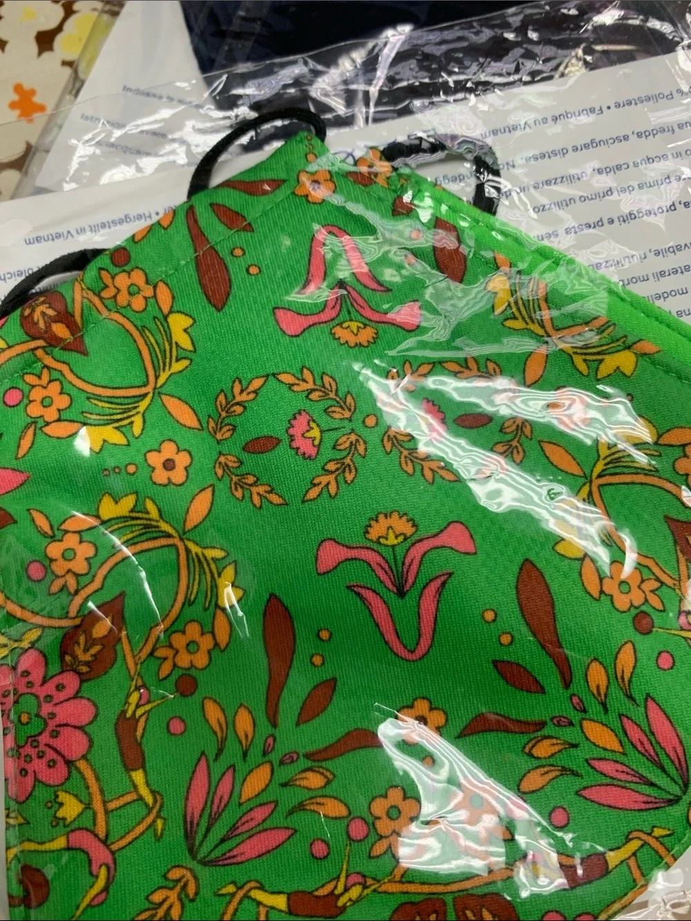 Tory Burch Green Floral Face Mask with Multicolor Print